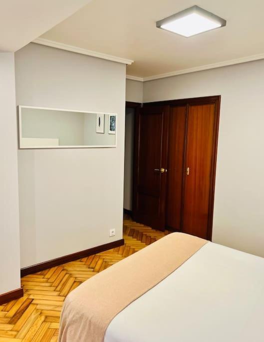 Apartamento En El Centro De Vigo 2 Habitaciones Bagian luar foto